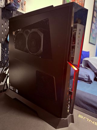 PC Gaming MSI Trident A 9SC-287XIB + Teclado