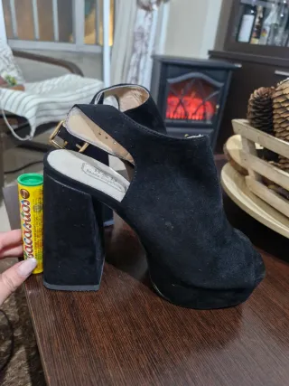 Botines de tacón negros