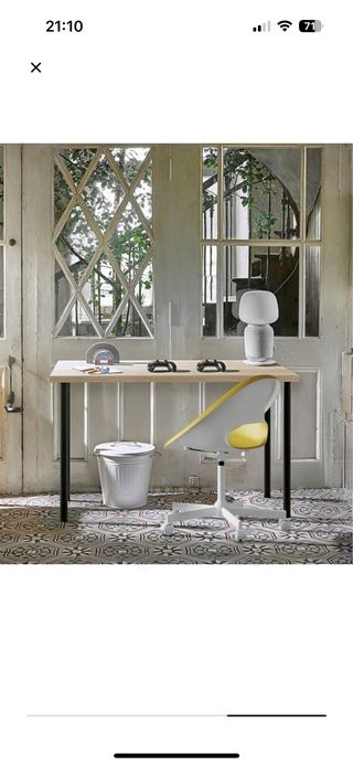 Escritorio Ikea Madera y Metal