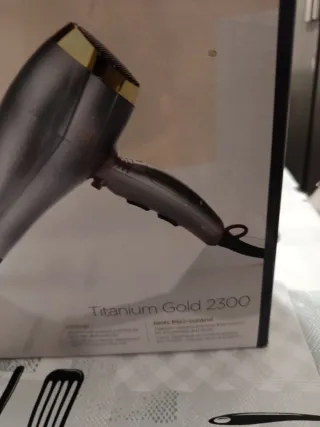 Secador de pelo BaByliss Titanium Gold 2300