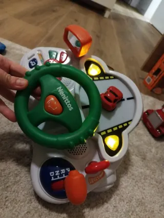 Volante interactivo infantil Nenittos