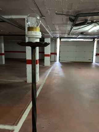 Lámpara de pie forja y cristal