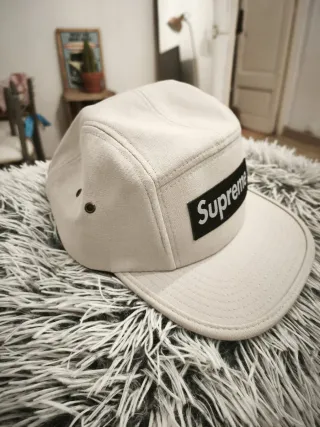 Gorra Supreme Beige