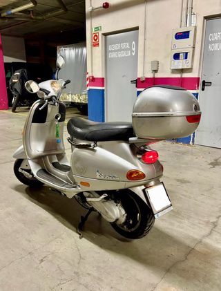 Vespa Et4 125 Plata 99’
