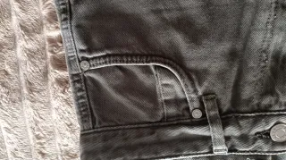 Pantalón vaquero verde oliva