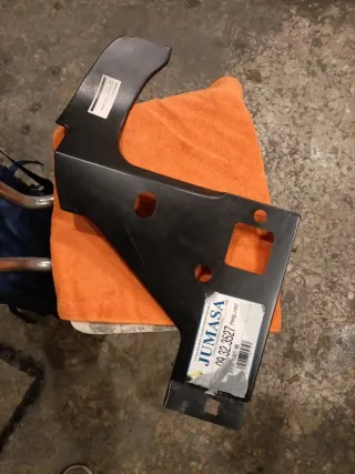 Ojal chapa Peugeot 405 JUMASA