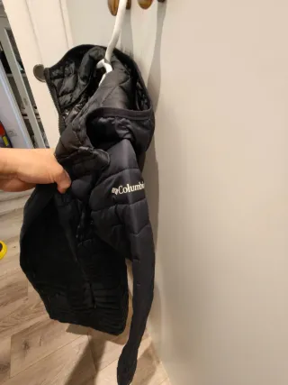 Abrigo acolchado largo azul noche