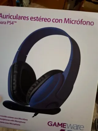 Auriculares GAMEware Estéreo con Micrófono PS4