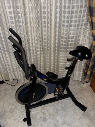 Bicicleta Estática Cups Pro5.30