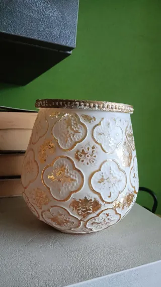Vaso decorativo bianco e oro