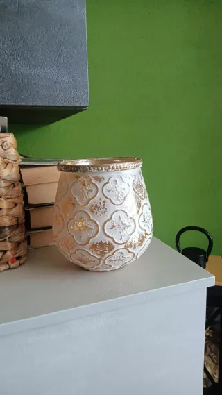 Vaso decorativo bianco e oro