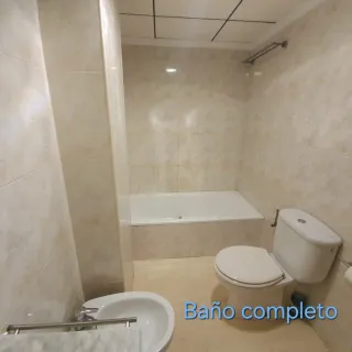 3 habitaciones, 2 baños, soleado