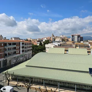 3 habitaciones, 2 baños, soleado