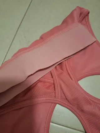 Top deportivo Adidas rosa Talla XS