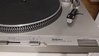 Giradischi vintage argento e nero