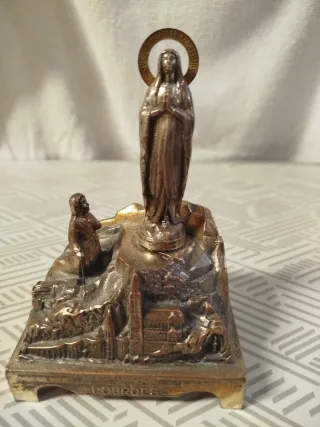 Antigua estatua Virgen de Lourdes. metal. 1930.