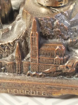 Antigua estatua Virgen de Lourdes. metal. 1930.