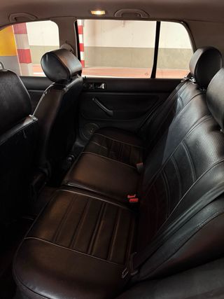 Volkswagen Golf 2004