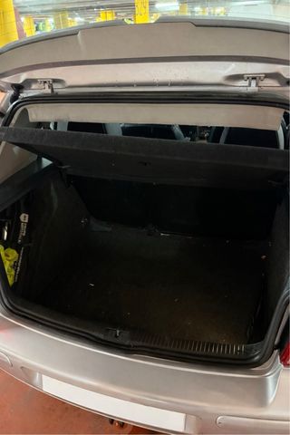 Volkswagen Golf 2004