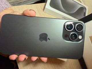 Iphone 15 pro max 256 GB con factura de compra