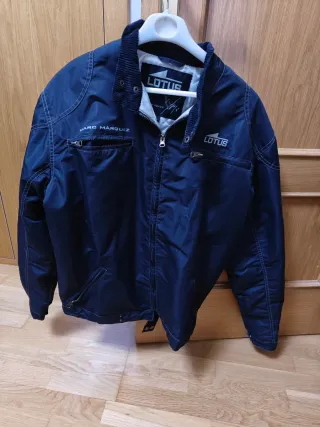 Cazadora azul de Marc Marquez