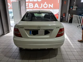 Mercedes-Benz Clase C 2011