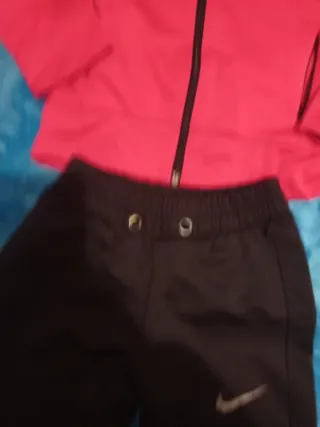 Chándal Nike niña rojo y negro