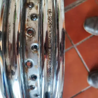 Radios para llanta 16 Harley  40 unidades