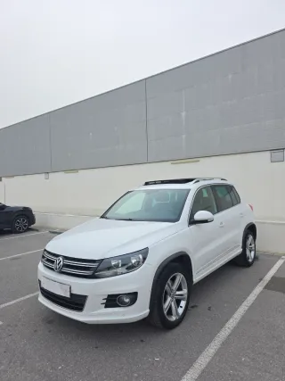 VW TIGUAN R-LINE