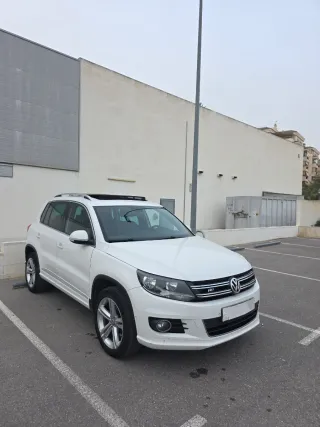 VW TIGUAN R-LINE