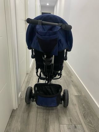 Triciclo infantil azul