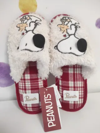 Zapatillas Snoopy cuadros