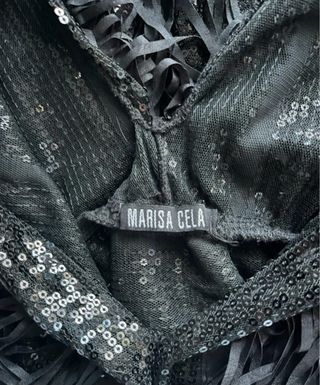 Vestido fiesta flecos y lentejuelas negro