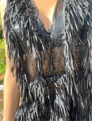 Vestido fiesta flecos y lentejuelas negro