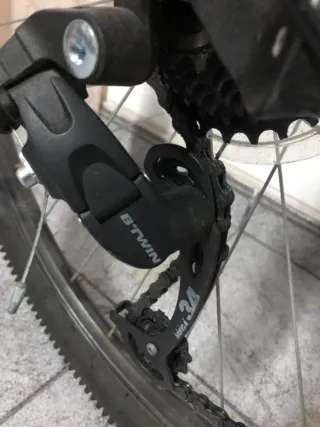 Bicicleta MTB Rockrider ST 100 - ¡Como nueva!