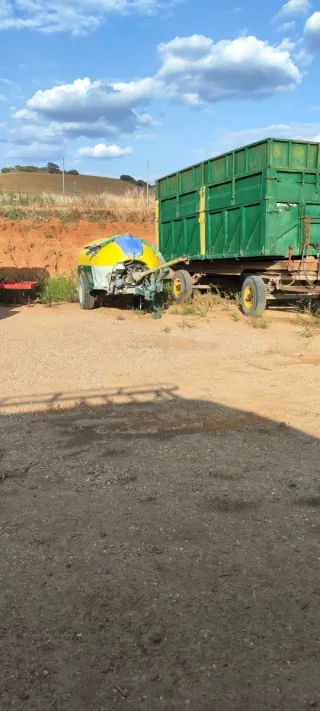 Remolque agrícola verde