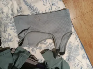 Top deportivo azul/verde Talla S