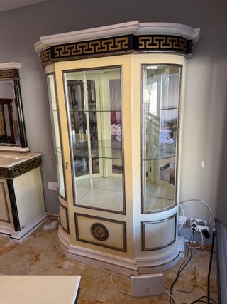 Fantástico comedor estilo Versace (como nuevo),