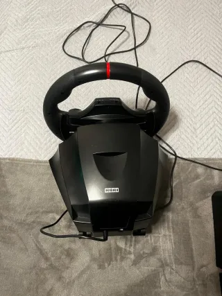 Volante Hori RWA PS4/5 y PC con Pedales