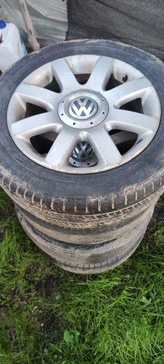 Llantas Volkswagen Touran Golf 5 nomatico gastados