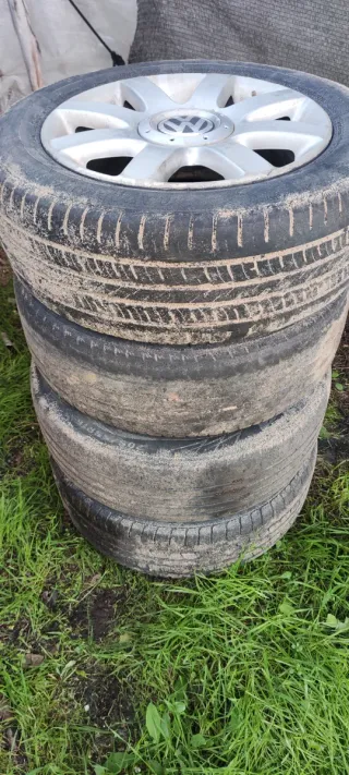 Llantas Volkswagen Touran Golf 5 nomatico gastados