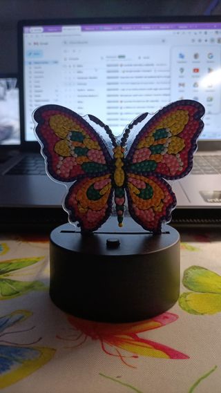 Diamond Painting Farfalla Luminosa Fatto a Mano