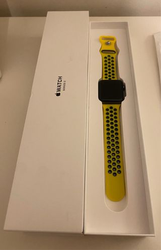 Apple Watch Series 2 con correas