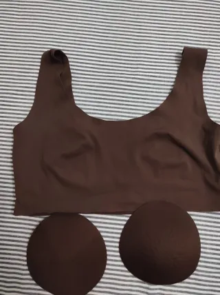 Body mujer marrón con copas