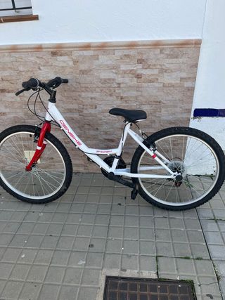 Bicicleta DENBIKE blanca y roja