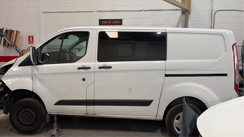 Ford Transit Custom 2021 - foto 1