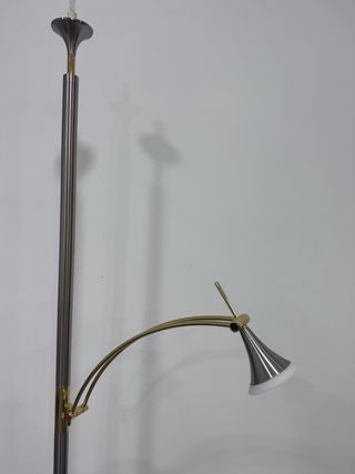 Lámpara de pie moderna metal dorada LEUCHTEN