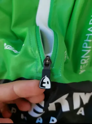 Mono ciclismo Kern Pharma