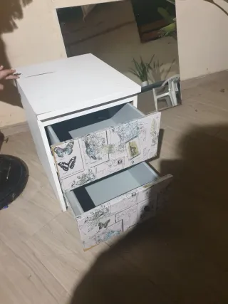 Gratis,Cajonera y espejo de baño