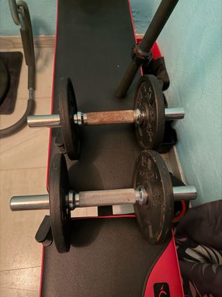 Banco de pesas DOMYOS ajustable y set de pesas